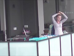 காக் POV இல் பிக் ஐட் ஜிஞ்சர் லேசி கேக்ஸ்